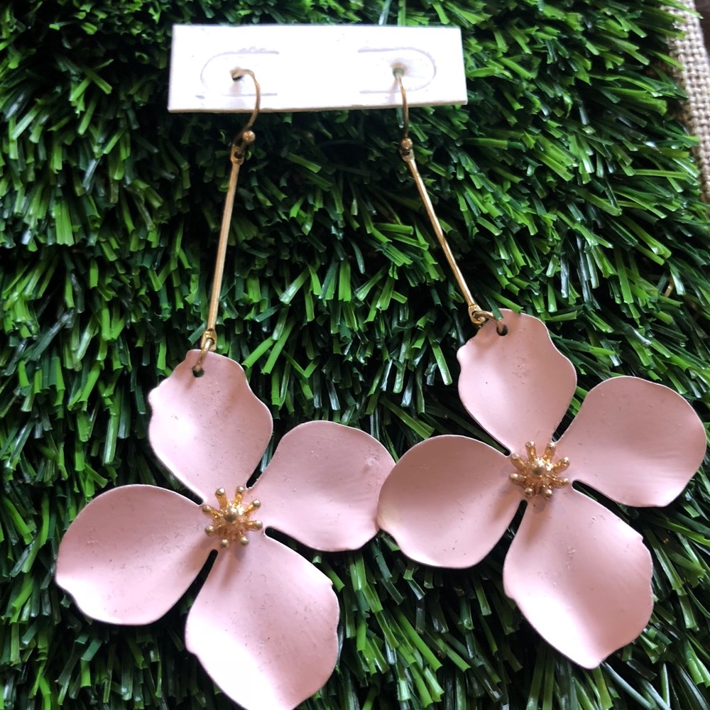 Pink and gold hanging earrings
